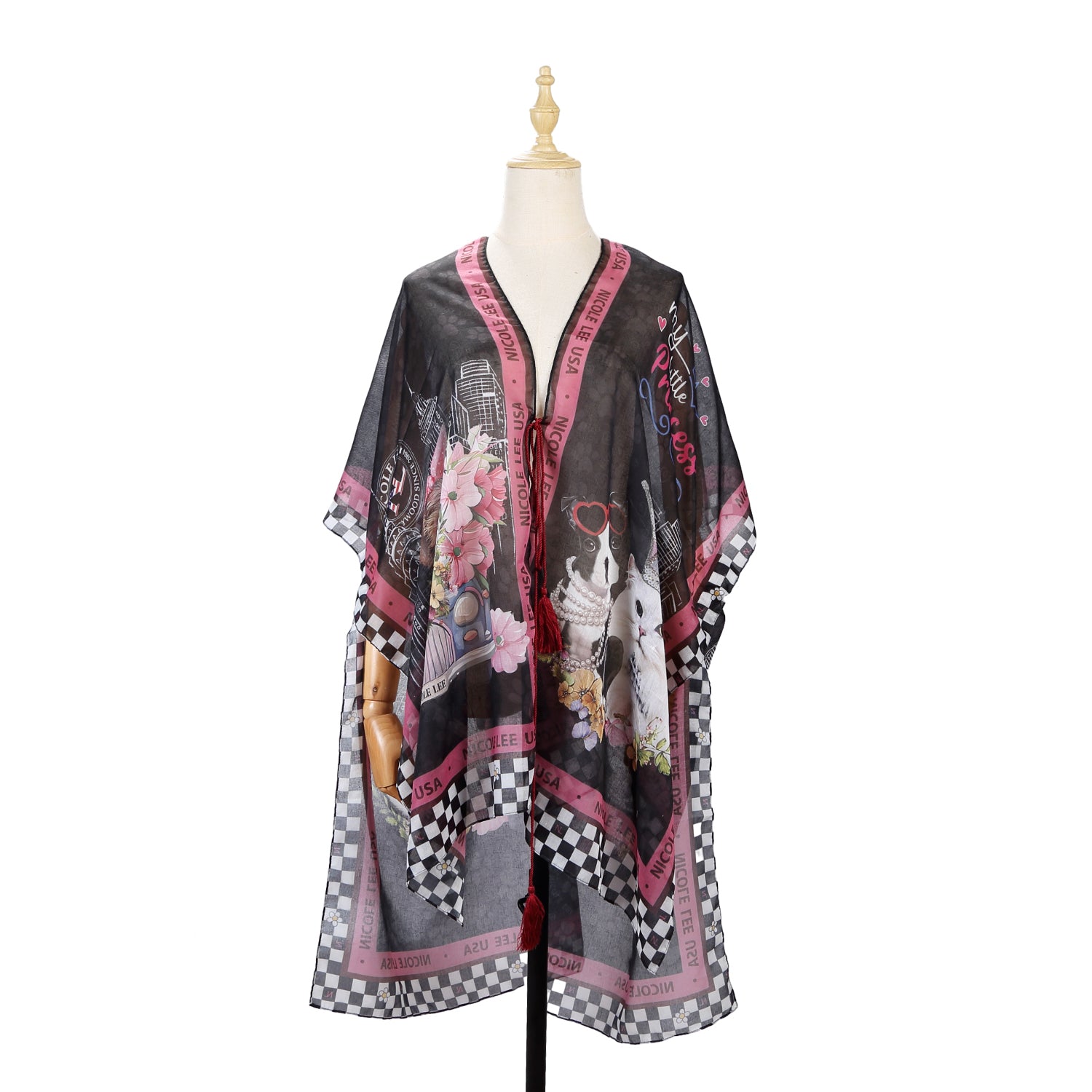 KIMONO (<tc><tc>Family Yearbook</tc></tc>)