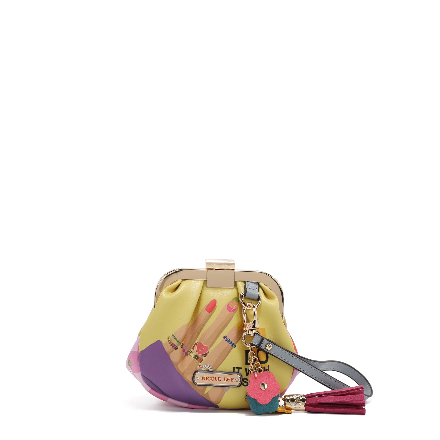 Mais ousado com uma pulseira (esmalte)