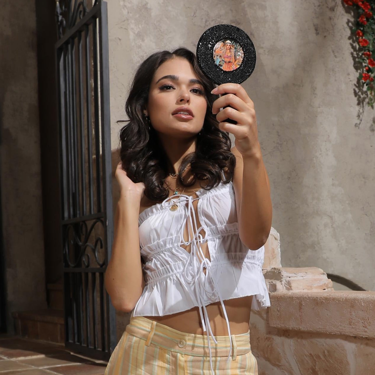 ROUND HAND MIRROR (<tc>SUN & SAND</tc>)