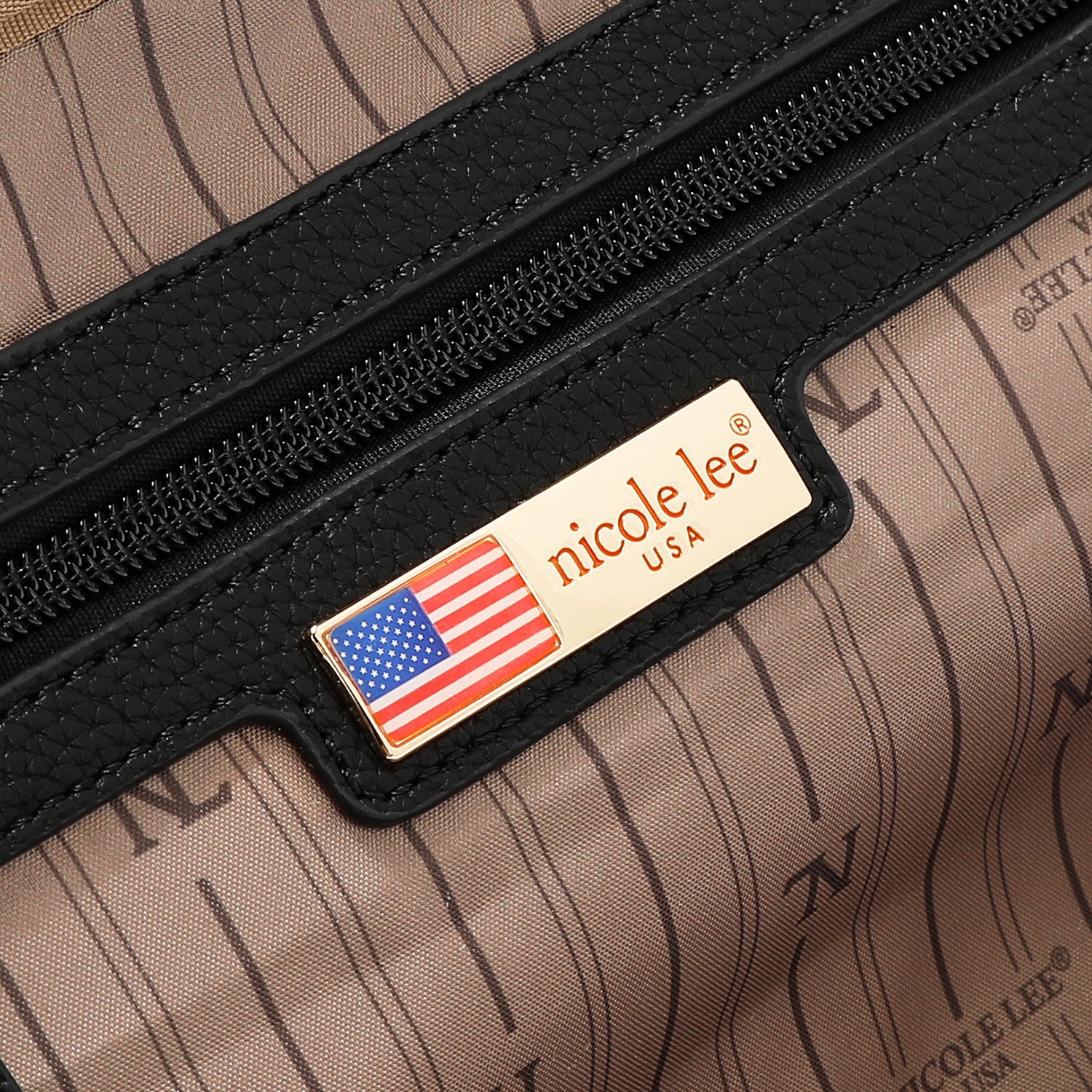 BOLSO BOSTON CHIC CON CUADROS (NEGRO)