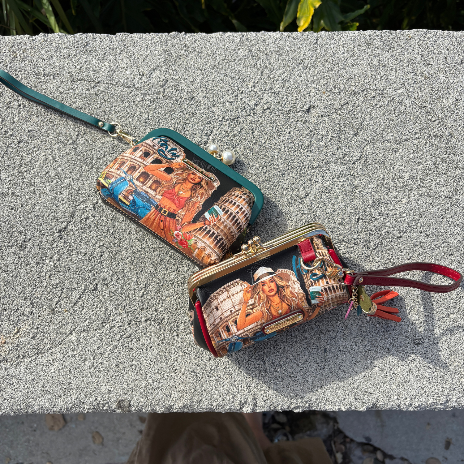 Chelsea Pearl purse (Nail Polish)