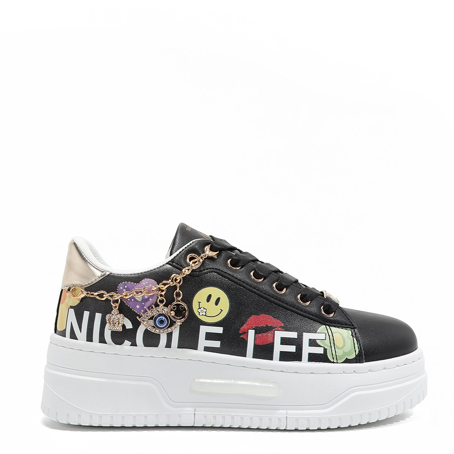 Sneaker con accuse di moda