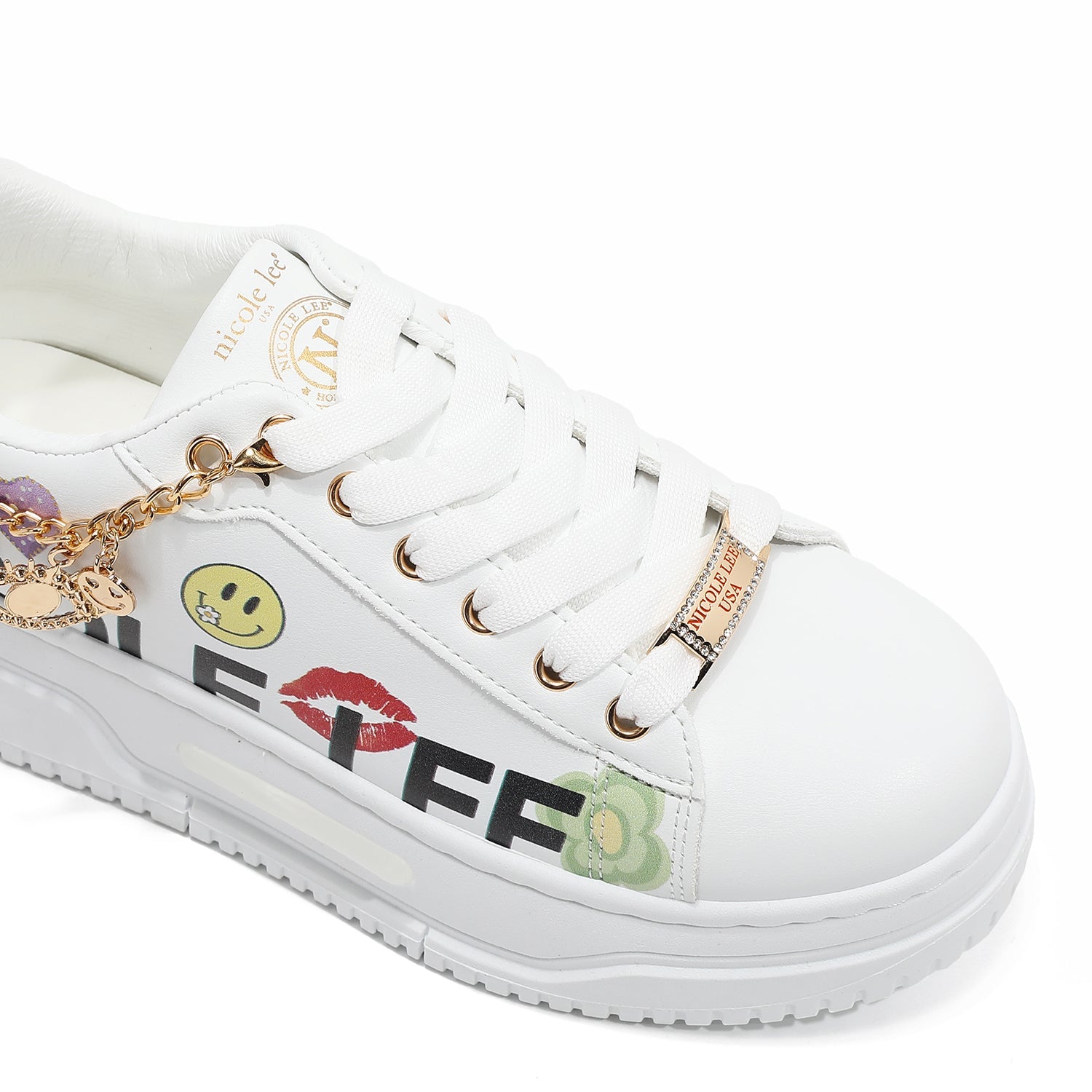 Sneaker con accuse di moda