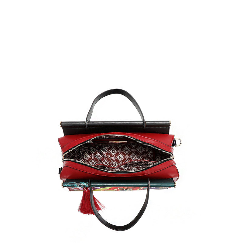 HANDTASCHE (<tc>AKIKO LA BELLEZA</tc> )