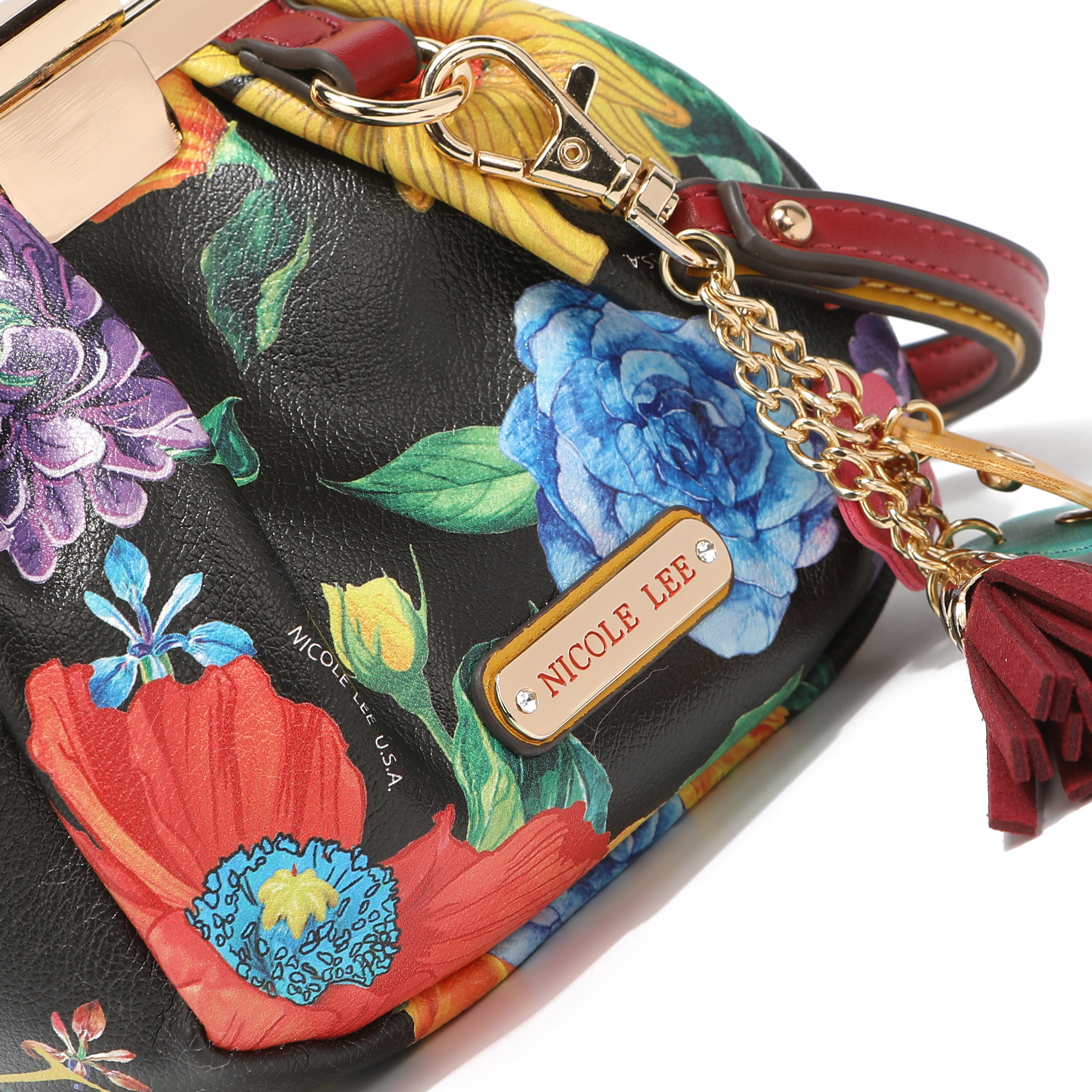 Planche avec un bracelet