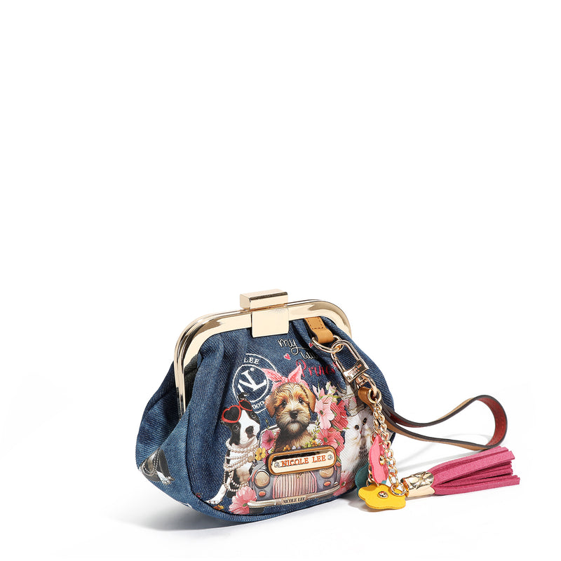 MINI BOLSA COM ALÇA DENIM (<tc>FAMILY YEARBOOK</tc>)