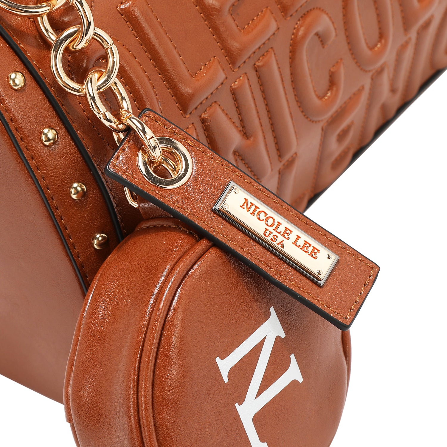 BOLSO BOSTON CON LOGOTIPO EN RELIEVE (MARRON)