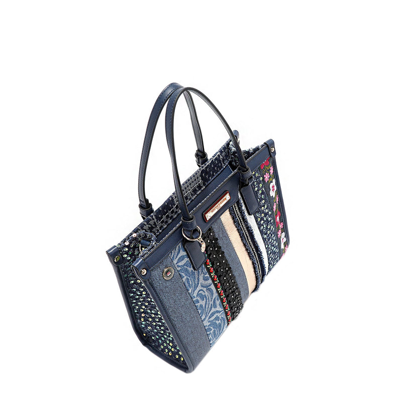 STRUKTURIERTE TASCHE MIT BLUMENDEM PATCH (BLAU)