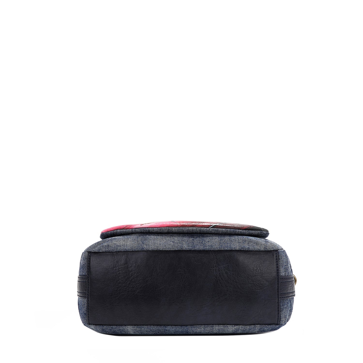 WASHED DENIM BAG WITH STUDS (<tc><tc>Hollywood Drive</tc></tc>)