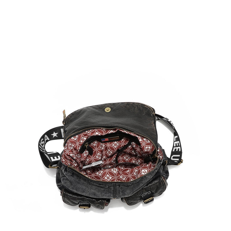 BORSA CON PATTA IN DENIM (<tc>AKIKO LA BELLEZA</tc> )