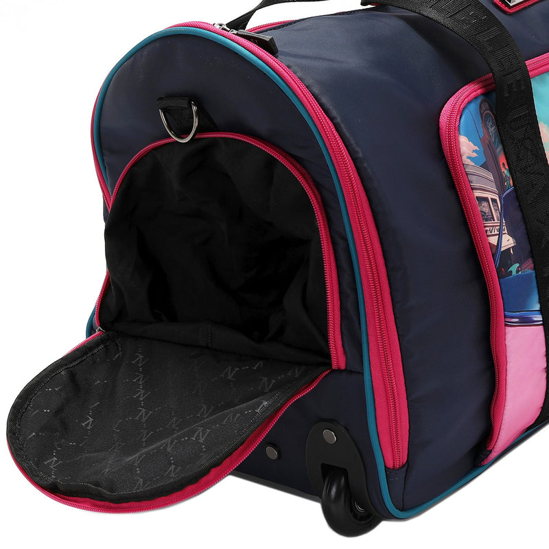 TRAVEL BAG WITH WHEELS (<tc>LADIES NIGHT OUT</tc>)