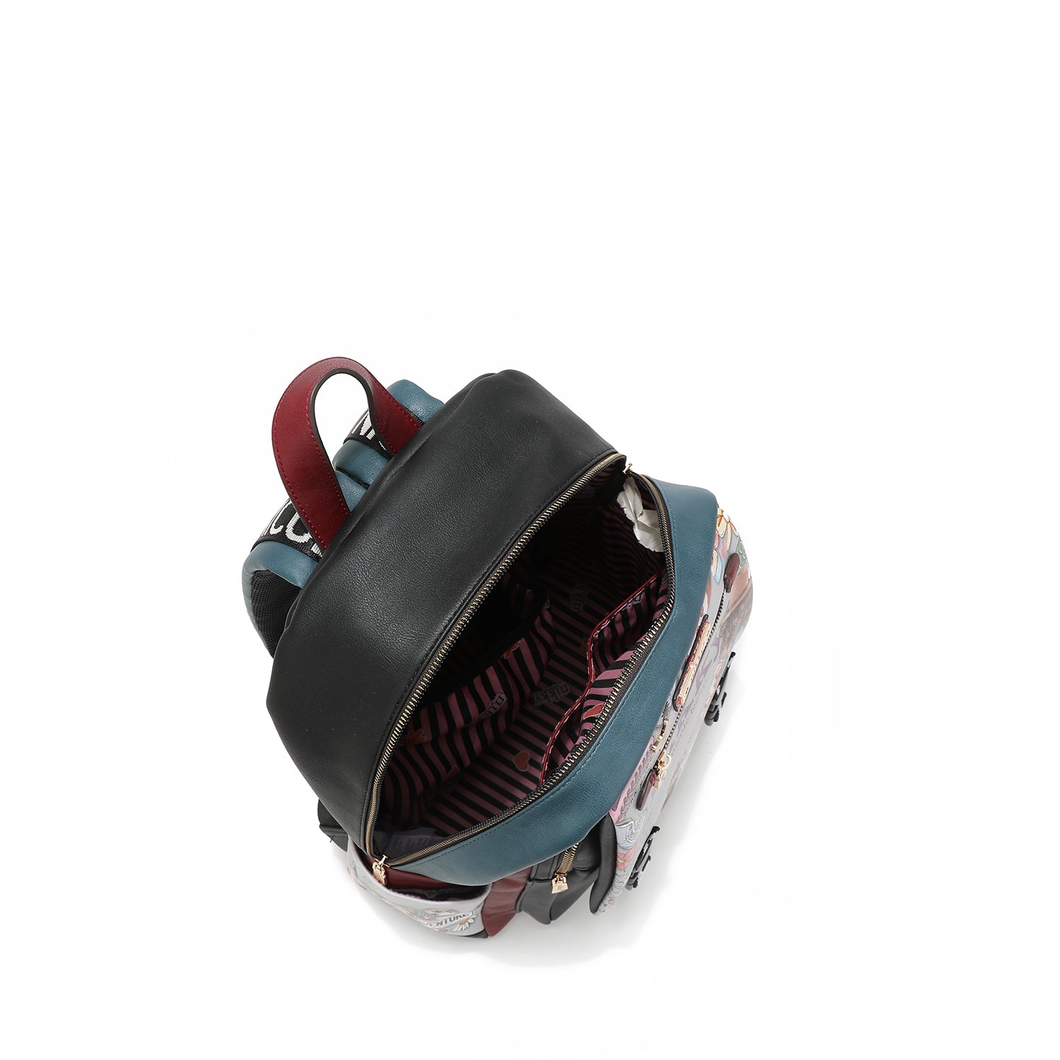 GRAND SAC À DOS AVEC RABAT <tc><tc>Nikky</tc> WORLD</tc>