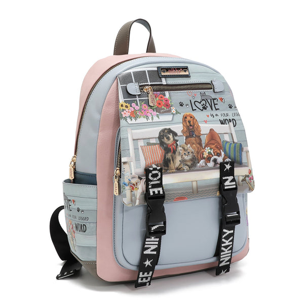 BACKPACK WITH FLAP <tc>ONE HAPPY FAMILY</tc>