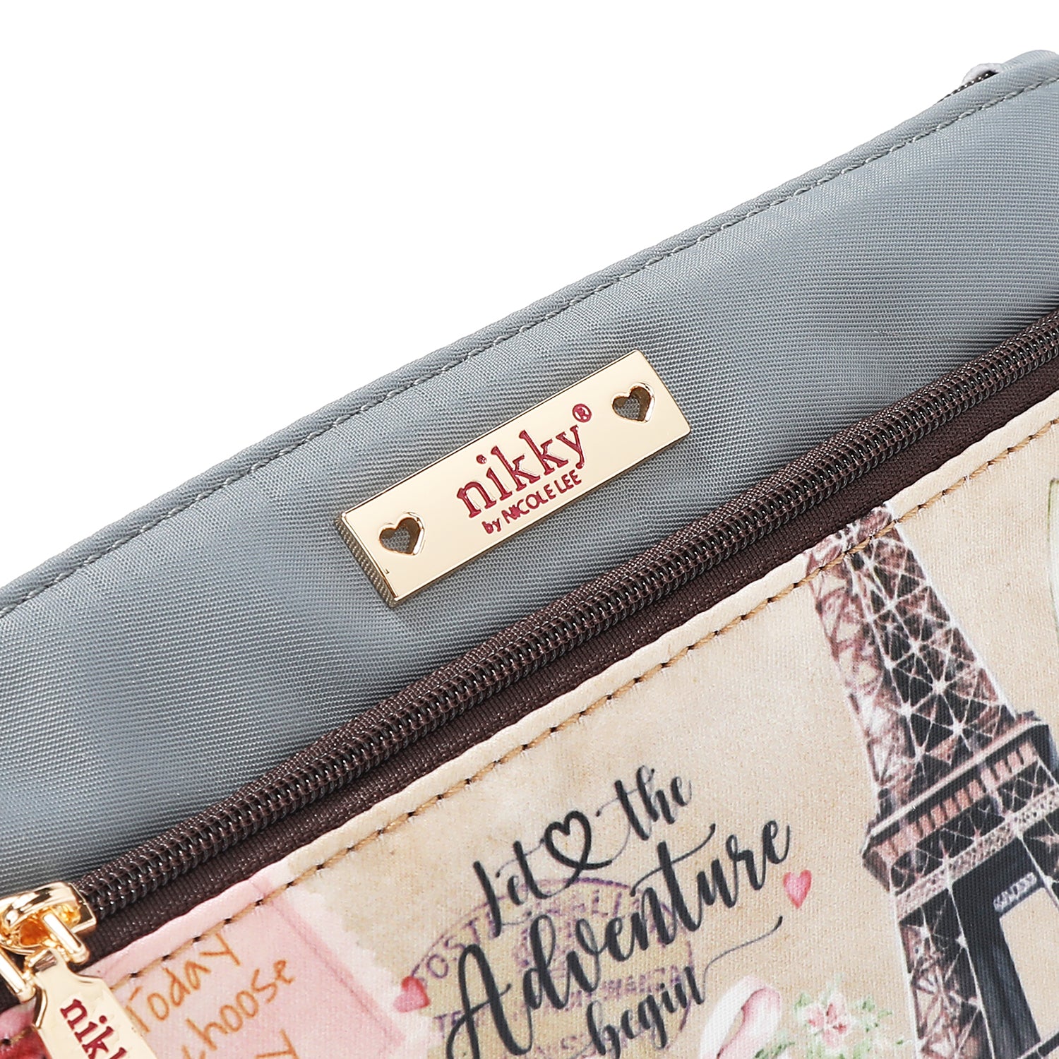 NEEDLE BAG WITH ZIPPER (CHASING DREAMS)