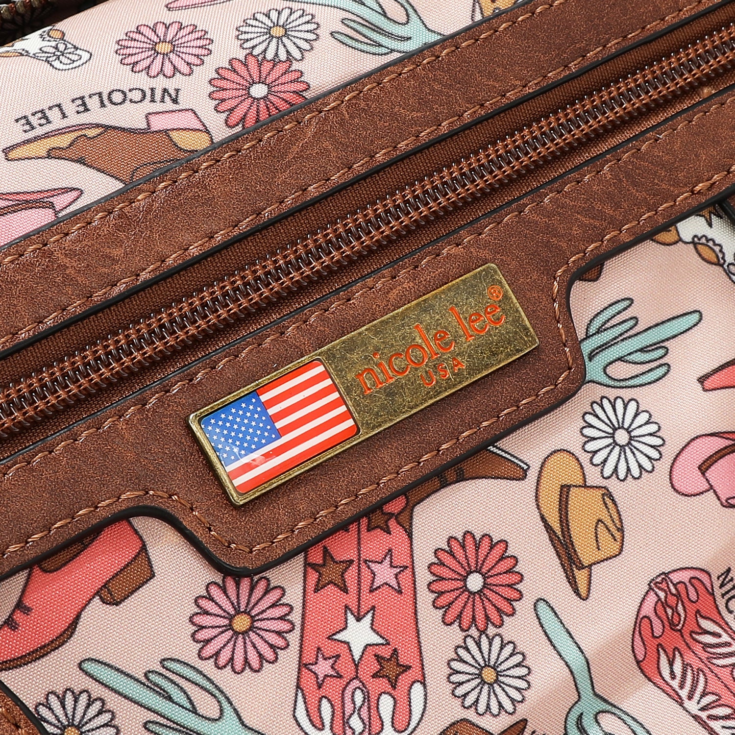 BOLSO DE HOMBRO VINTAGE CON PARCHE (MARRON)