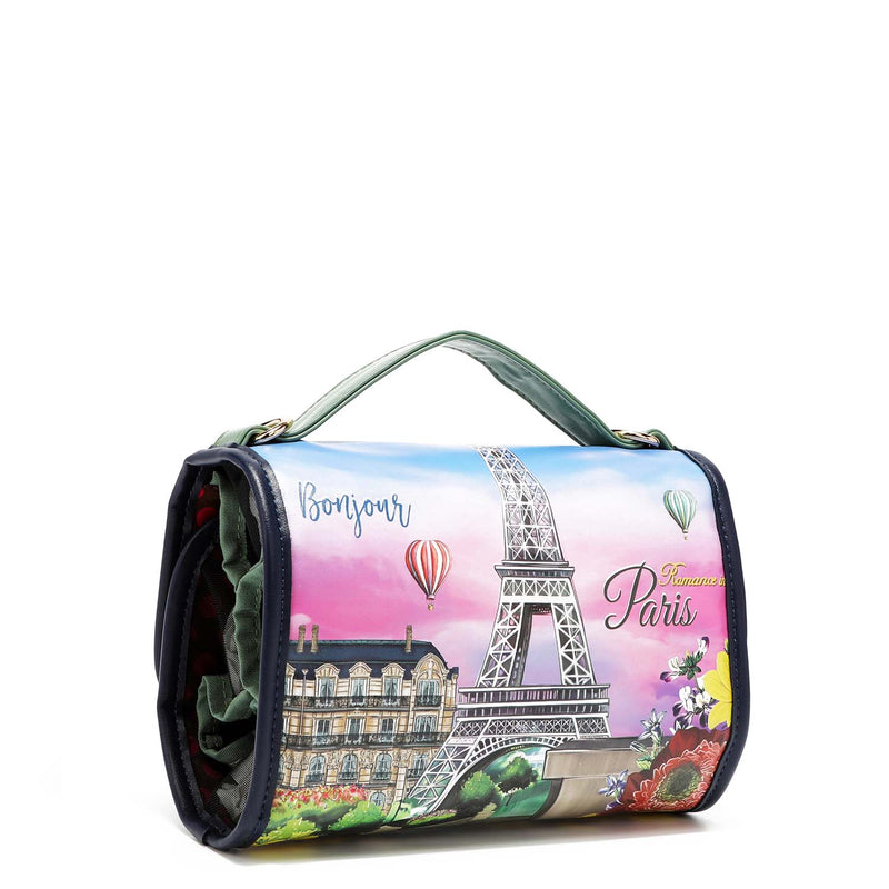TRAVEL COSMETIC CASE WITH HANGER